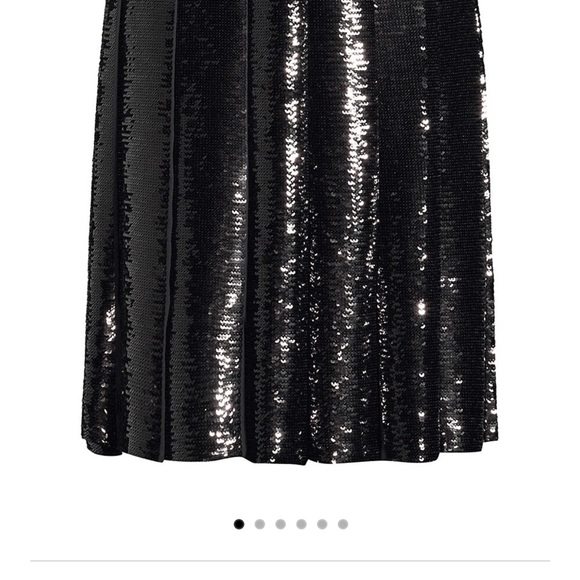 Michael kors midi sequin skirt. - Picture 4 of 12